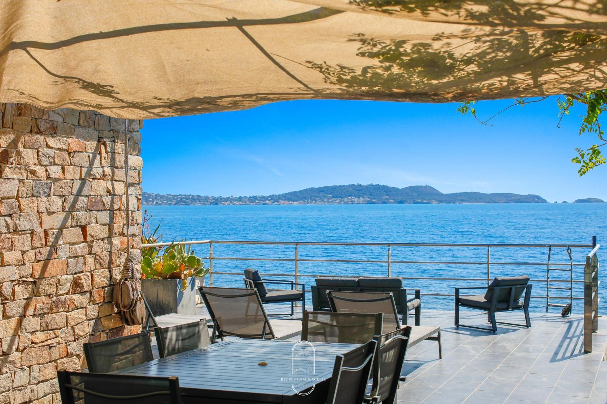 Maison Sur L'Eau-Hyeres-Almanarre-Parkings Clim Wifi By Hc Luaran gambar