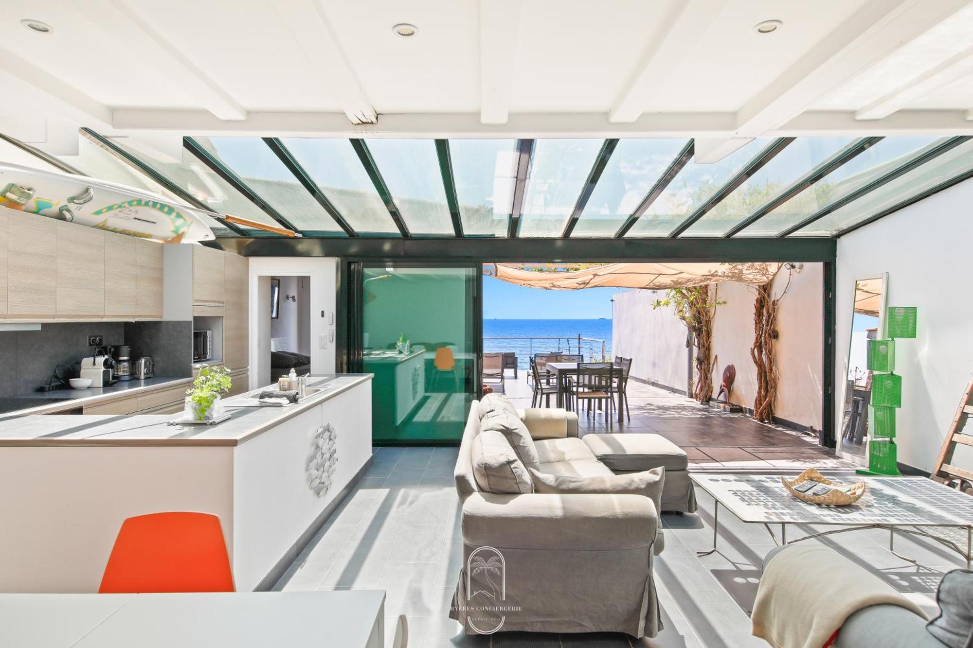 Maison Sur L'Eau-Hyeres-Almanarre-Parkings Clim Wifi By Hc Luaran gambar