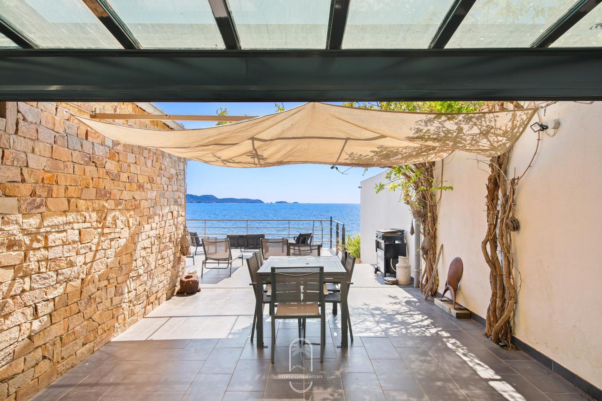 Maison Sur L'Eau-Hyeres-Almanarre-Parkings Clim Wifi By Hc Luaran gambar