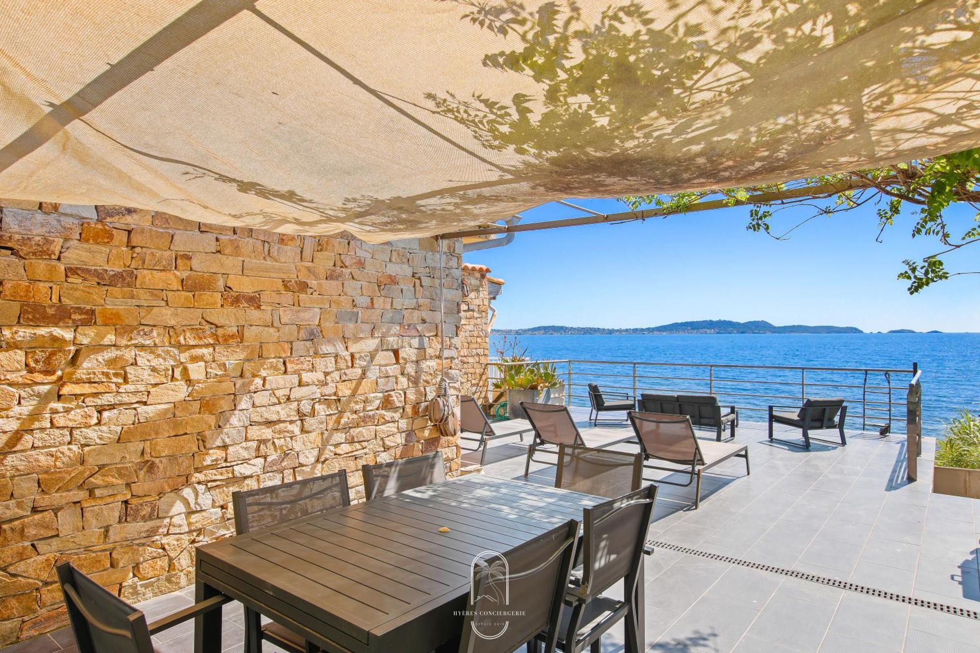 Maison Sur L'Eau-Hyeres-Almanarre-Parkings Clim Wifi By Hc Luaran gambar