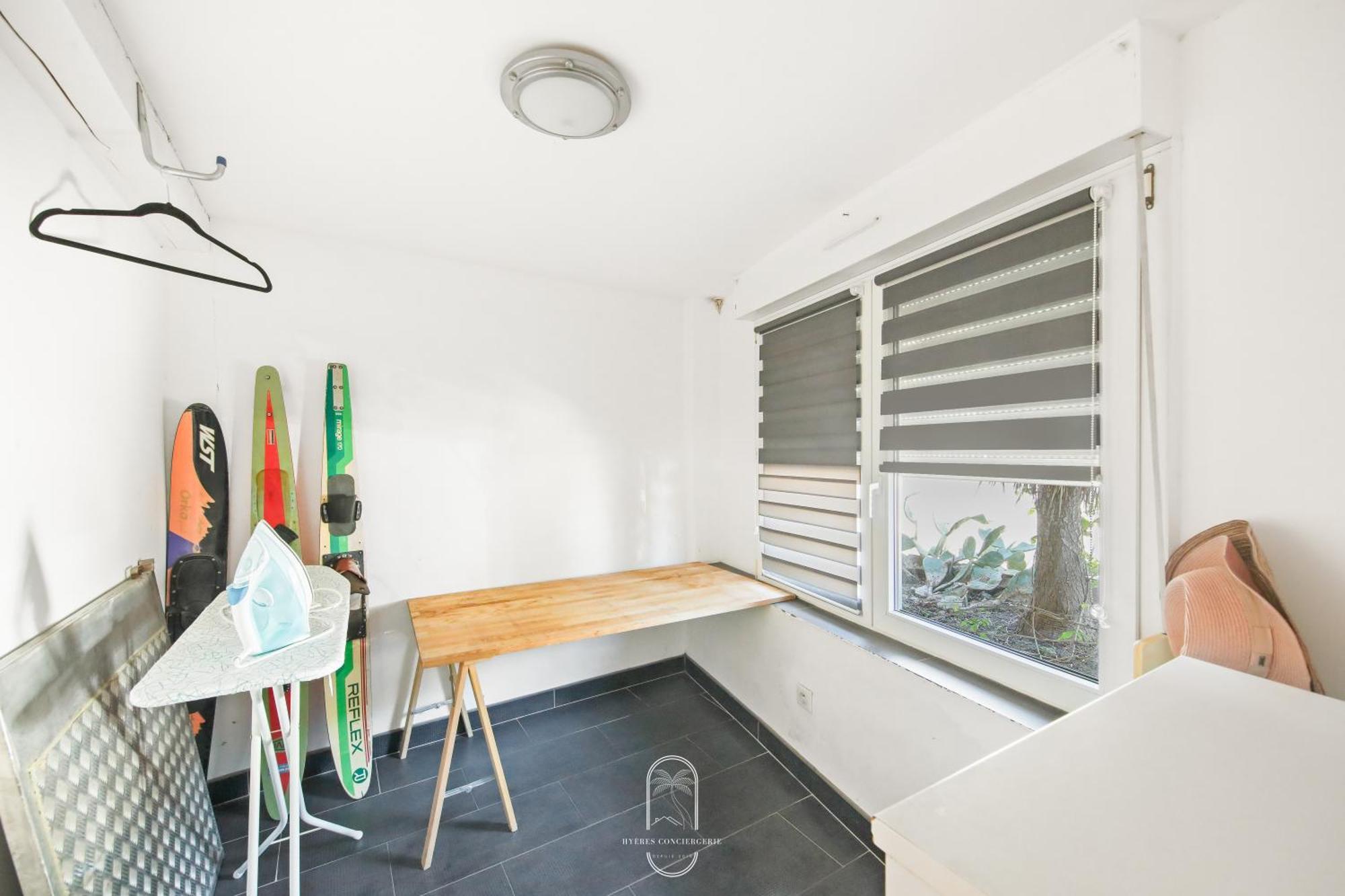Maison Sur L'Eau-Hyeres-Almanarre-Parkings Clim Wifi By Hc Luaran gambar