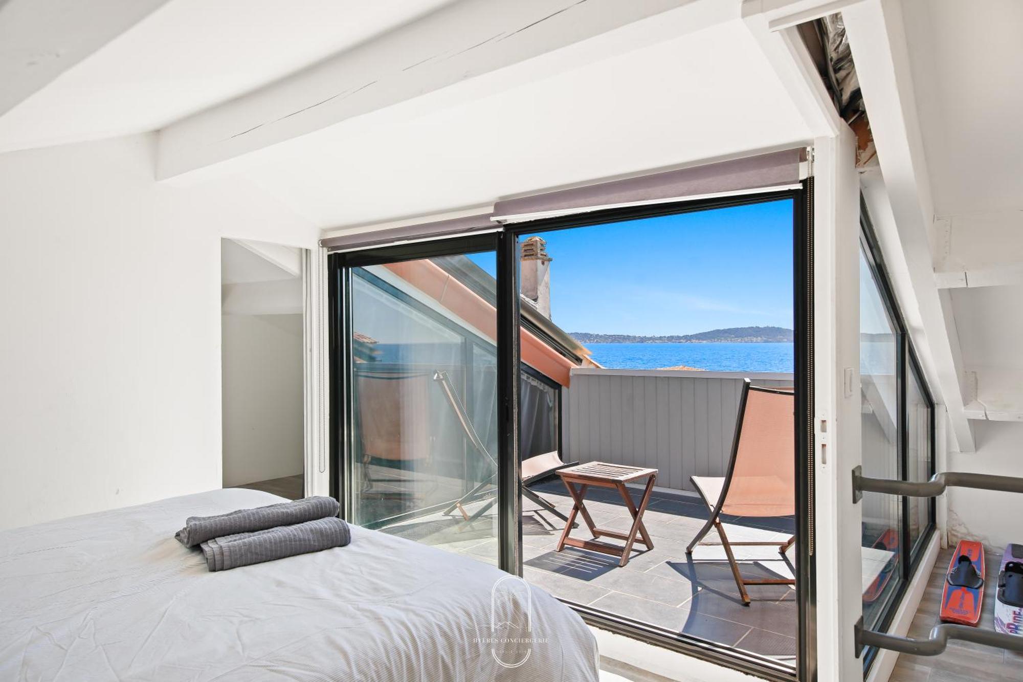 Maison Sur L'Eau-Hyeres-Almanarre-Parkings Clim Wifi By Hc Luaran gambar