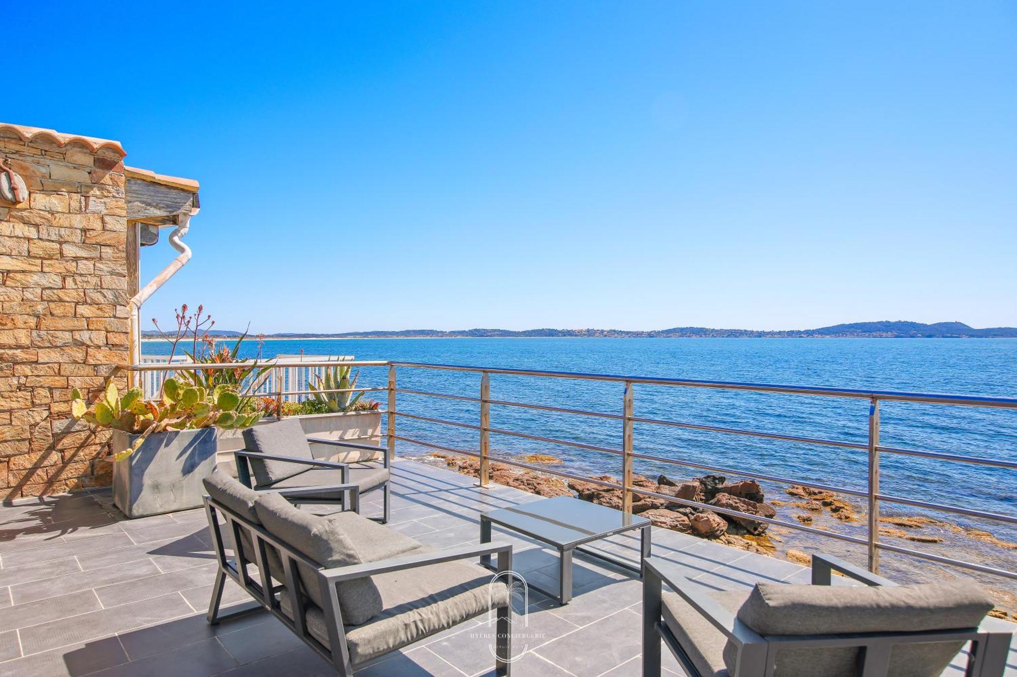Maison Sur L'Eau-Hyeres-Almanarre-Parkings Clim Wifi By Hc Luaran gambar