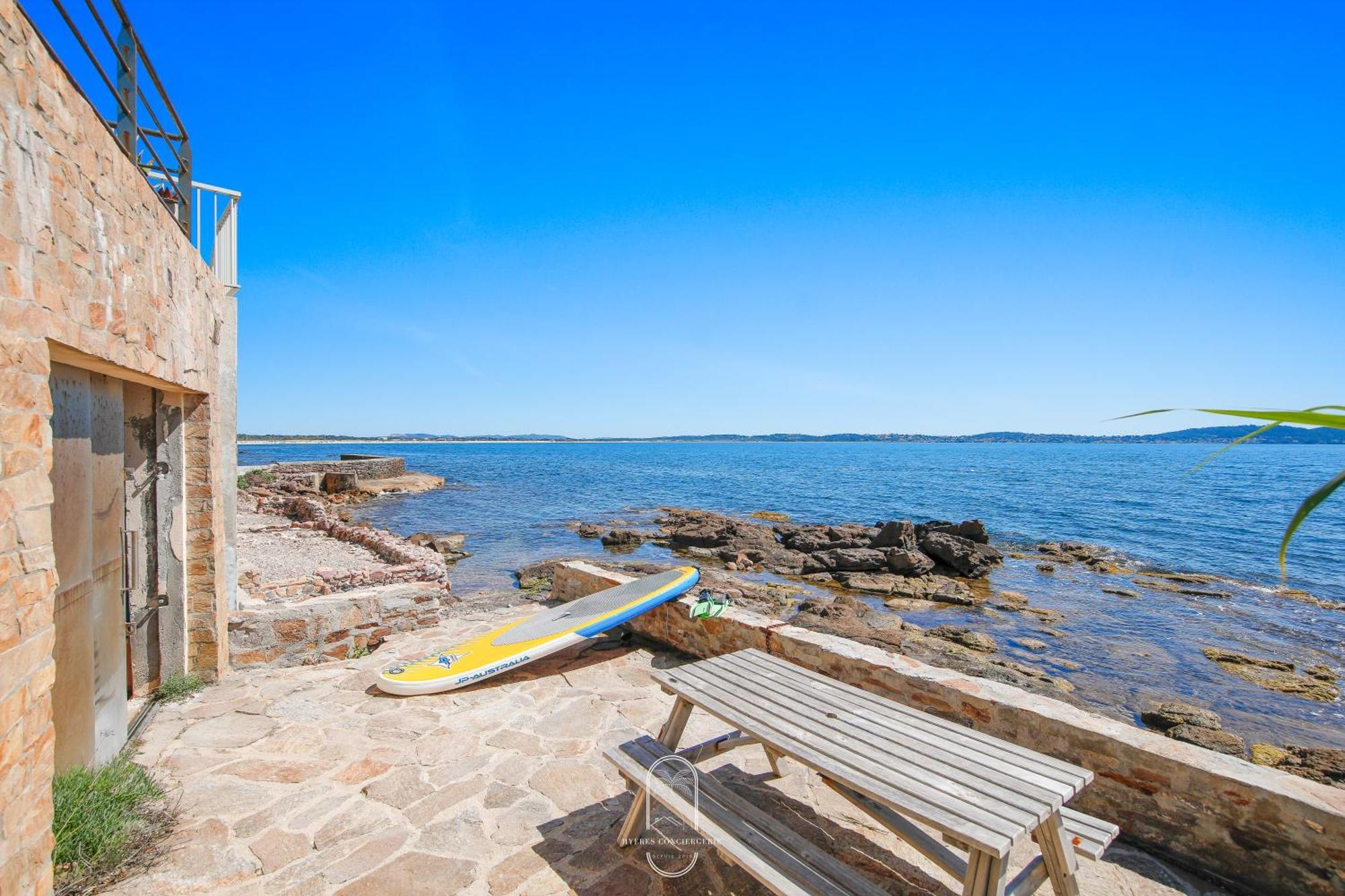 Maison Sur L'Eau-Hyeres-Almanarre-Parkings Clim Wifi By Hc Luaran gambar
